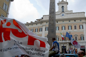 Manifestazione davanti a Montecitorio