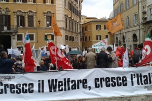 Mobilitazione in Piazza Monte Citorio