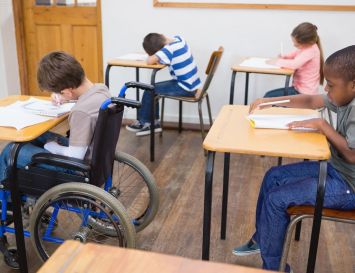 bambini in aula